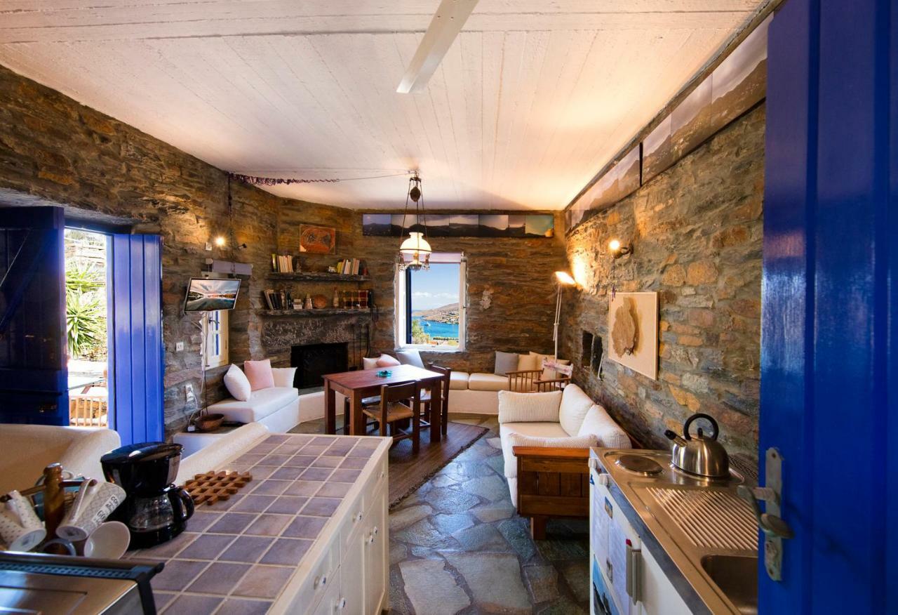 הוילה Otziás Stone House With A Magical View מראה חיצוני תמונה